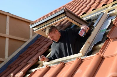 Pose de fenêtres de toit Velux à Jambville